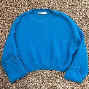 ZARA fuzzy semi-cropped crewneck sweater
